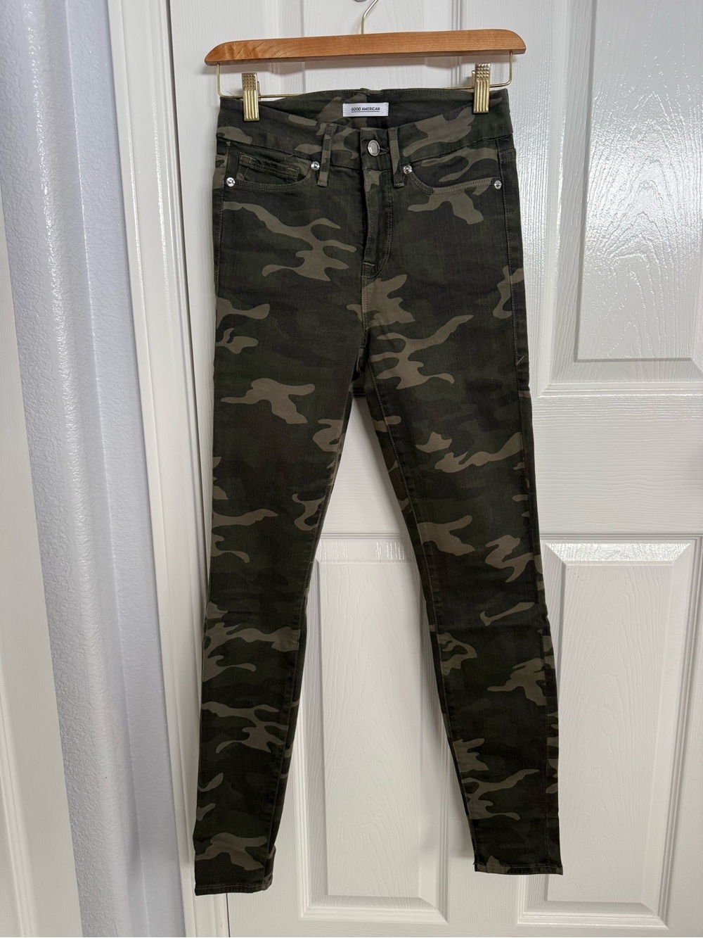 Good American Camo Skinny Jeans